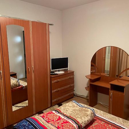 Apartament Petrosani Ngoại thất bức ảnh